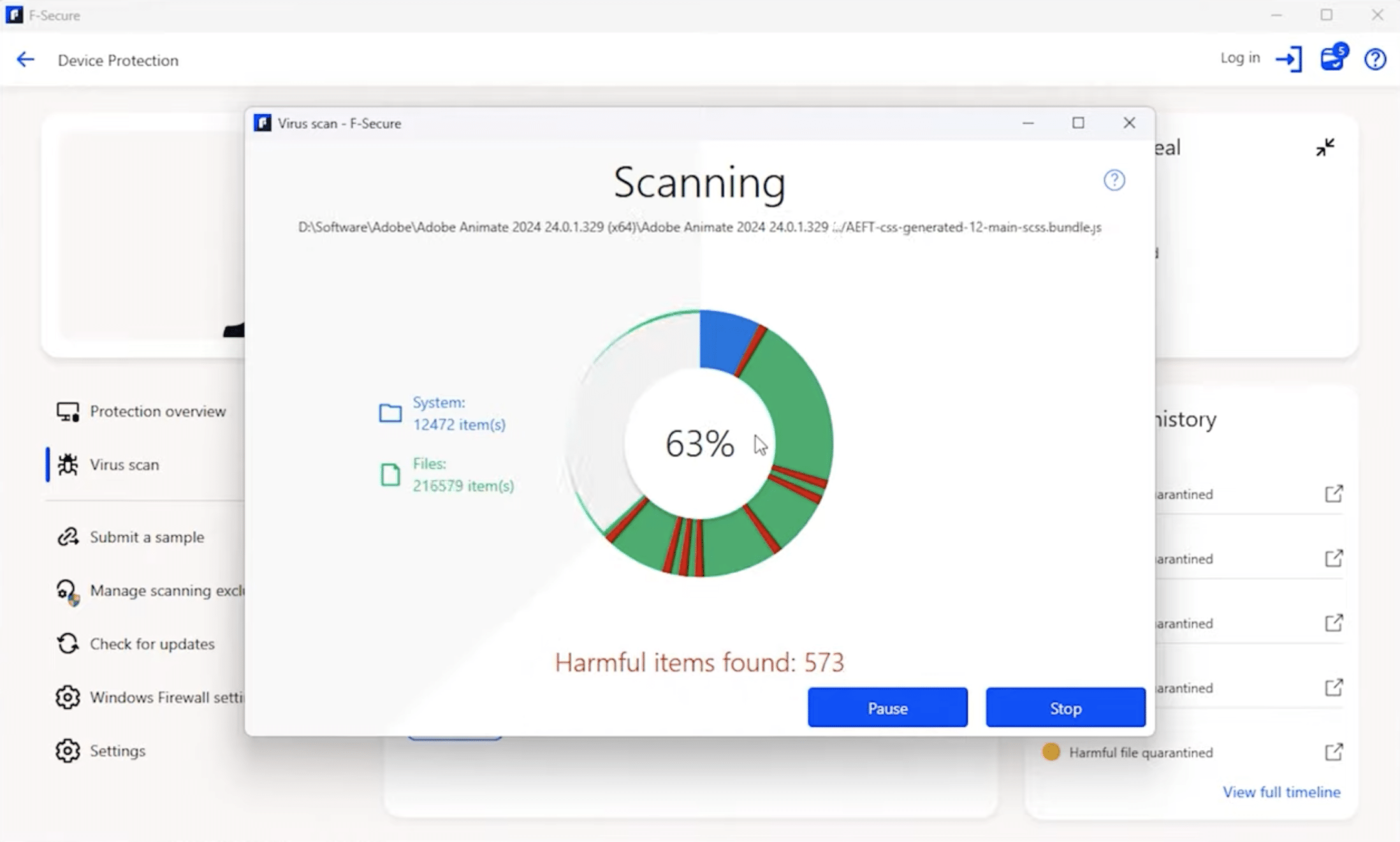 F-Secure Internet Security viser en pågående virusskanning i Windows med oversikt over funne trusler og skannede filer