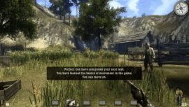 Screenshot fra Call of Juarez, hvor spilleren står i et grønt westernmiljø med revolver i hånden, mens spillet viser en tutorialbesked om bevægelse.