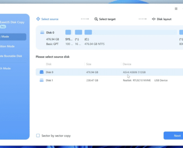 EaseUS Disk Copy viser valg af kildedisk i Disk Mode på Windows, hvor Disk 0 og Disk 1 kan klones til SSD eller NVMe.