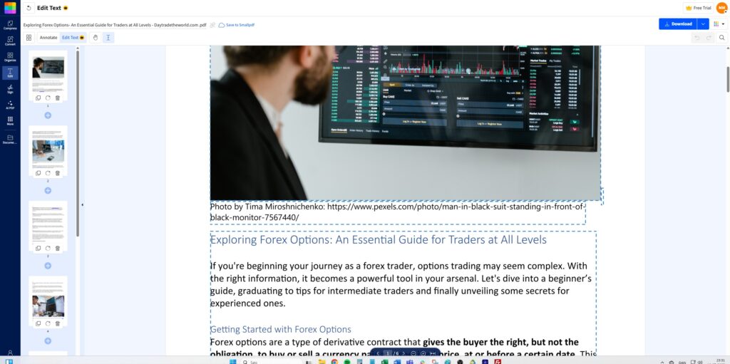 Her ses tekst blive redigeret i den gratis browser-version af SmallPDF