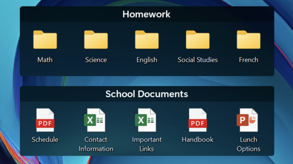 Fences organiserer skrivebordet i to mørke paneler med mapper til lektier og skolefiler, herunder Math, Science, English, Schedule og Handbook.