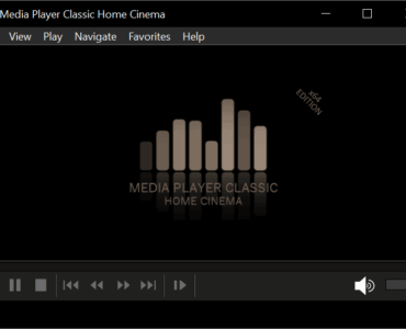 Media Player Classic Home Cinema med klassisk brugerflade og afspilningsknapper på Windows-computer