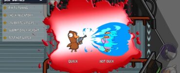 En and angriber en gæs med laser i spillet Goose Goose Duck – et kaotisk og sjovt øjeblik under en runde i spillets laboratoriebane.